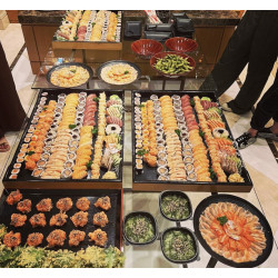 Jantar japonês top com serviço