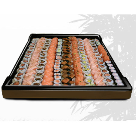 Jantar japonês básico com serviço