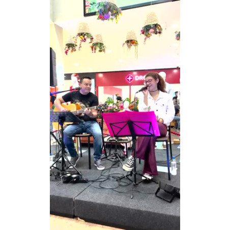 Duo de vozes e violão